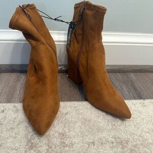 NWT Express brown heeled booties